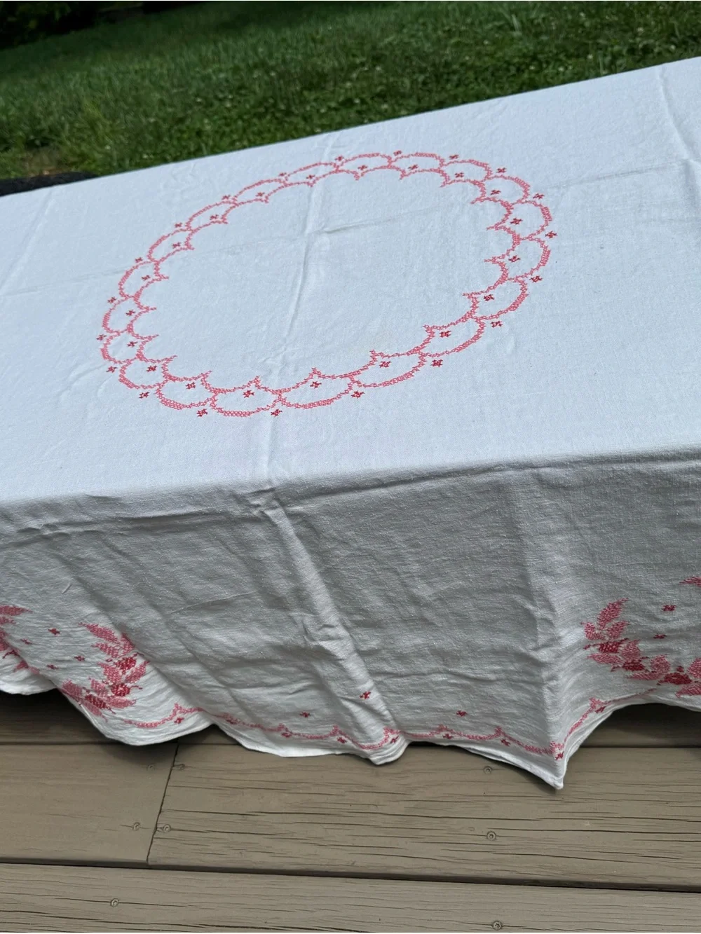 Vintage White Oval Tablecloth Set Red and Pink Cross-Stitch